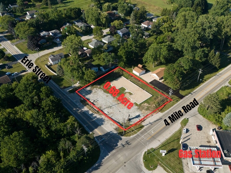 601 4 Mile Rd, Racine, WI for sale - Primary Photo - Image 1 of 4