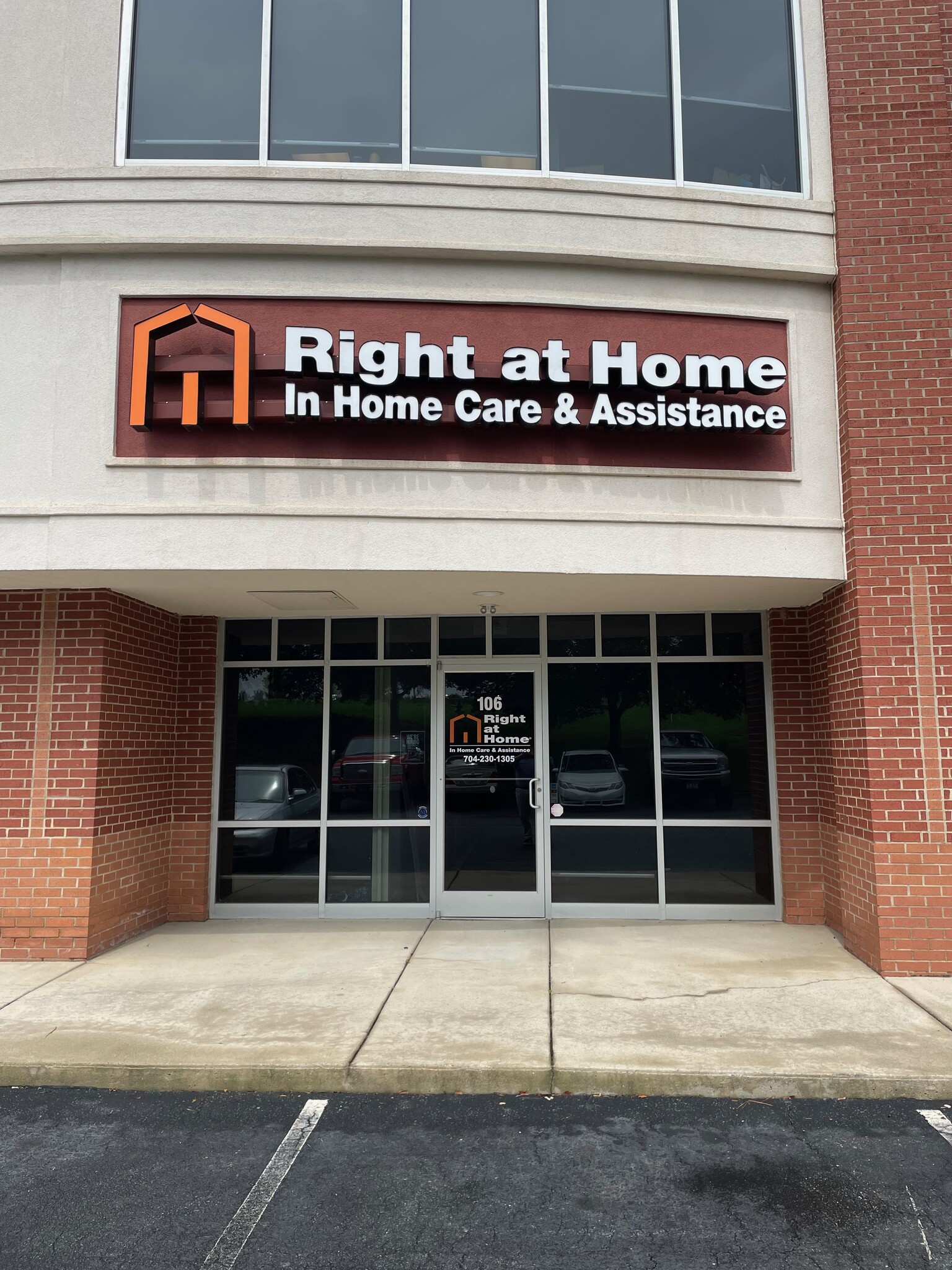 107 Kilson Dr, Mooresville, NC for lease Primary Photo- Image 1 of 10