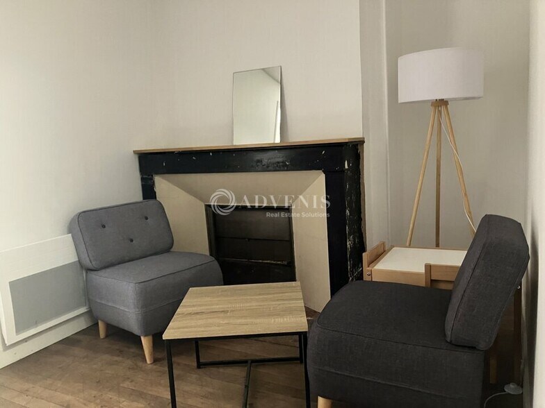 Retail in Bourges for sale - Interior Photo - Image 3 of 3