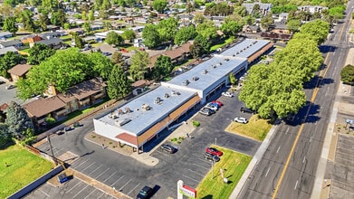 3321 W Kennewick Ave, Kennewick, WA for lease Interior Photo- Image 2 of 6