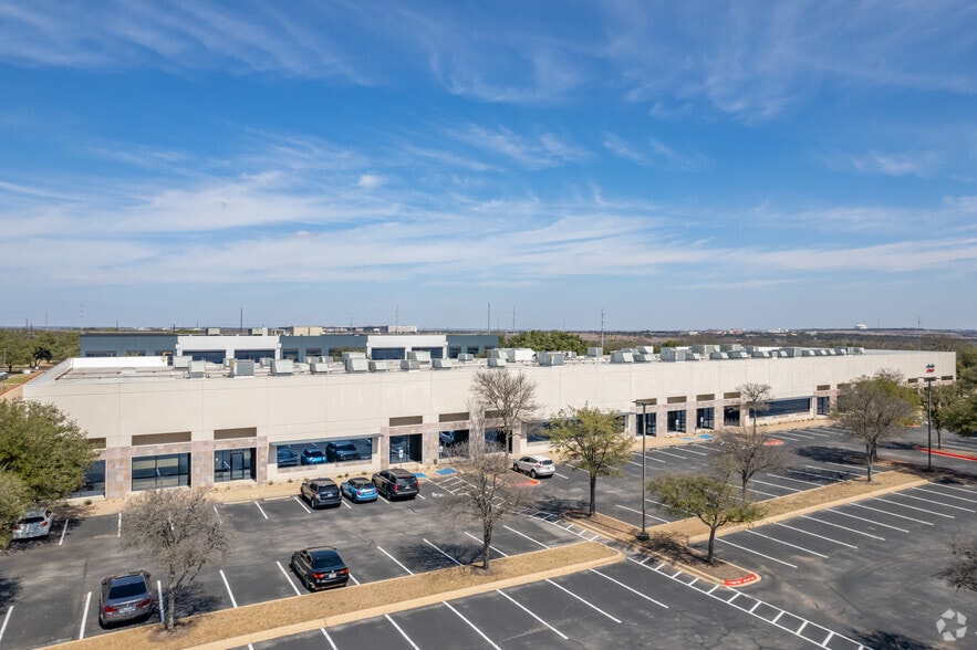 12515 Research Blvd, Austin, TX for lease - Building Photo - Image 2 of 3