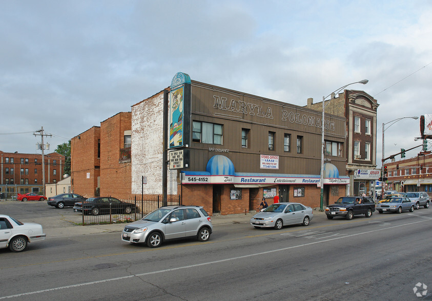 3196 N Milwaukee Ave, Chicago, IL à vendre - Photo principale - Image 1 de 1