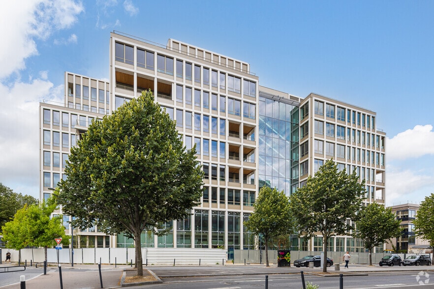 11 Rue Des Bretons, Saint-Denis à louer - Photo principale - Image 1 de 2