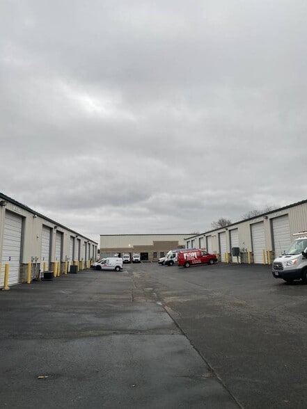 8060 Reading Rd, Cincinnati, OH for lease - Building Photo - Image 3 of 6