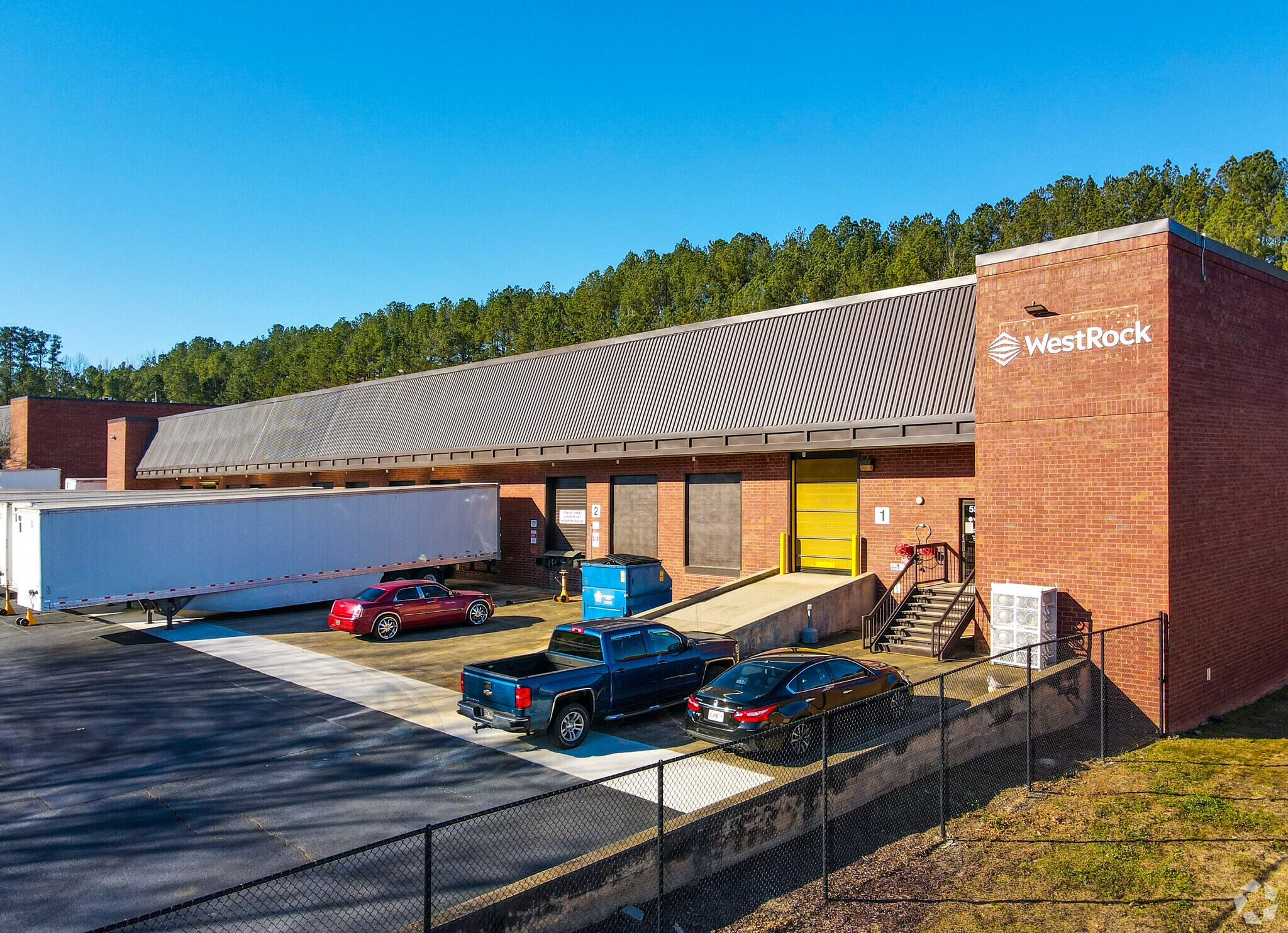 5575 Gwaltney Dr, Atlanta, GA for lease Primary Photo- Image 1 of 5