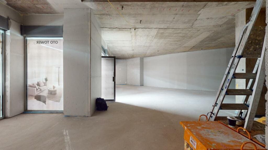 569-571 High Rd, Ilford, LND IG3 8EE - Unit Ground -  - Interior Photo - Image 1 of 3