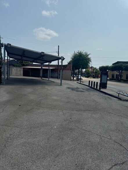4409 Almeda Rd, Houston, TX à louer - Photo du bâtiment - Image 3 de 19