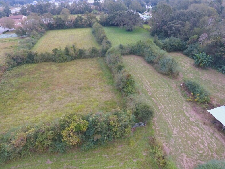 9200 Bowman Ave, Pensacola, FL à vendre - Photo du bâtiment - Image 3 de 13