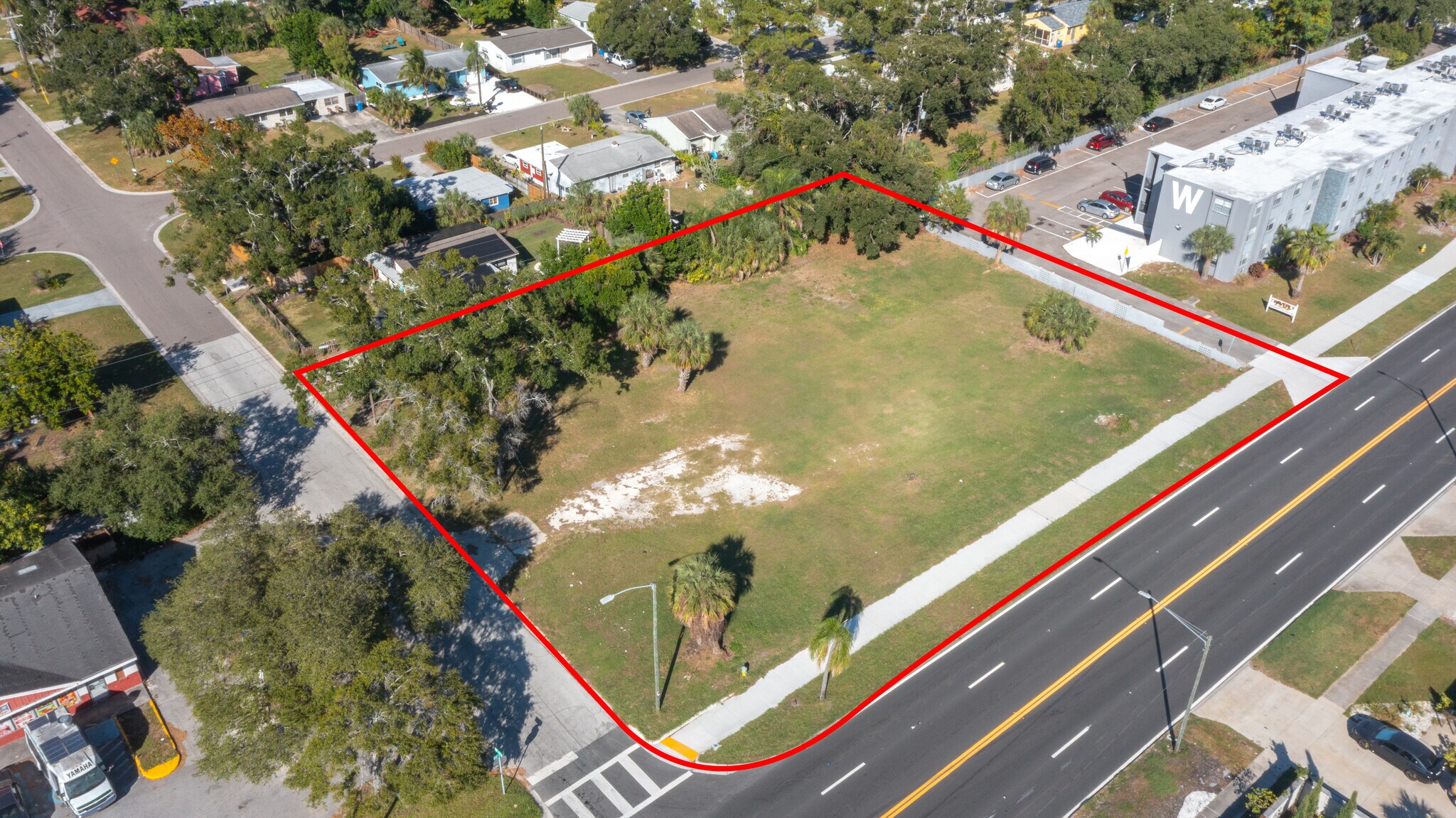 4689 22nd Ave S, Saint Petersburg, FL à vendre Photo principale- Image 1 de 10