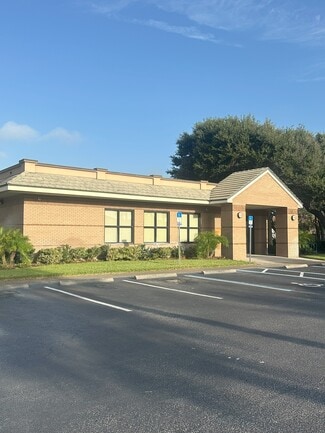 Plus de détails pour 100 3rd St N, Jacksonville Beach, FL - Commerce de détail à vendre