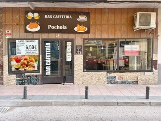 Plus de détails pour Multi-résidentiel à vendre