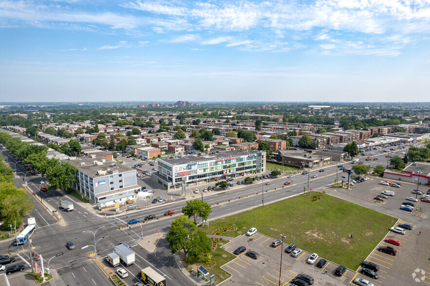 5805-5879 Boul Henri-Bourassa E, Montréal, QC à louer - A rien - Image 2 de 18