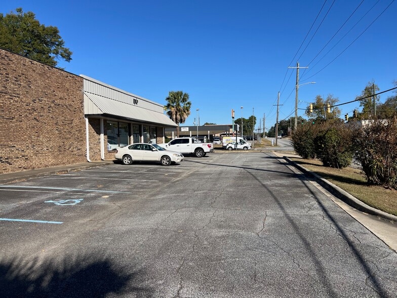 101 S Davis St, Albany, GA à vendre - Photo du bâtiment - Image 2 de 6