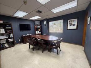 8101 San Gabriel Dr, Laredo, TX for lease Interior Photo- Image 2 of 3