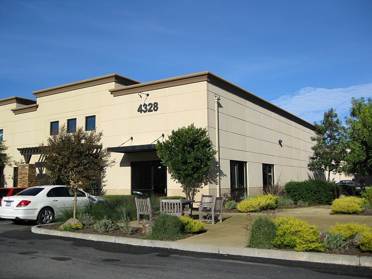 4328-4330 Redwood Hwy, San Rafael, CA à vendre Photo du bâtiment- Image 1 de 23