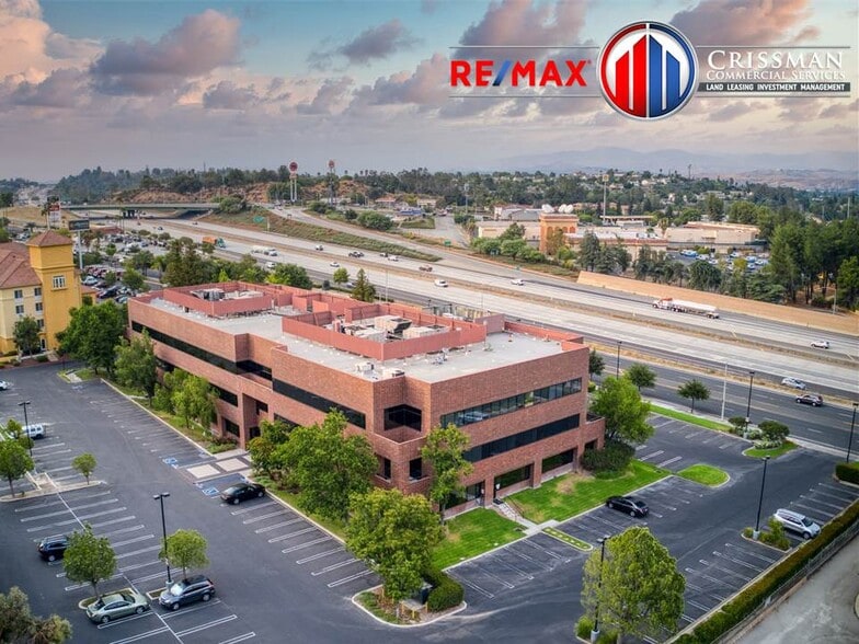 25129 The Old Rd, Stevenson Ranch, CA for lease - Building Photo - Image 2 of 7