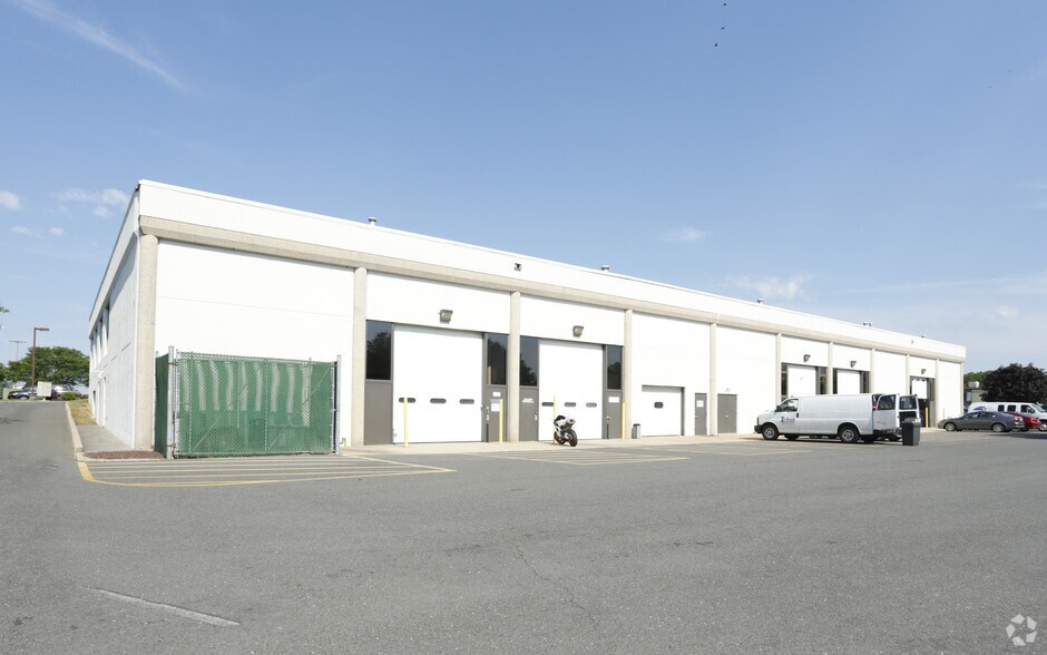 1720 State Route 34, Wall Township, NJ à louer - Photo du bâtiment - Image 2 de 3