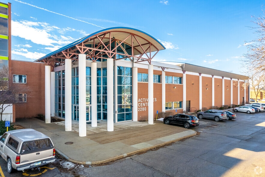 2280 Bell Ave, Des Moines, IA for sale - Primary Photo - Image 1 of 4