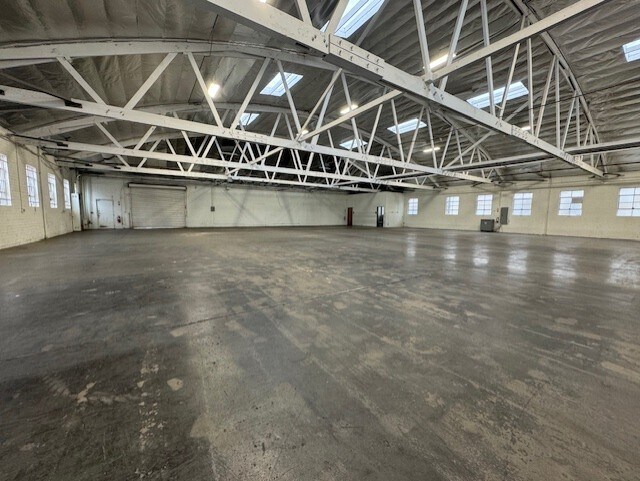 3235 N San Fernando Rd, Los Angeles, CA à louer - Photo intérieure - Image 2 de 5