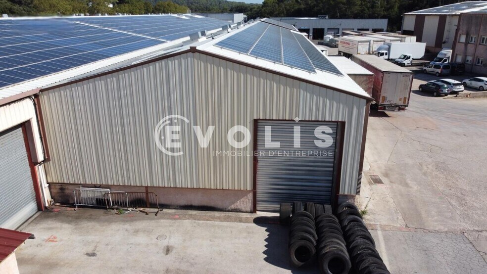 Flex in Flassans-sur-Issole for lease - Building Photo - Image 2 of 7