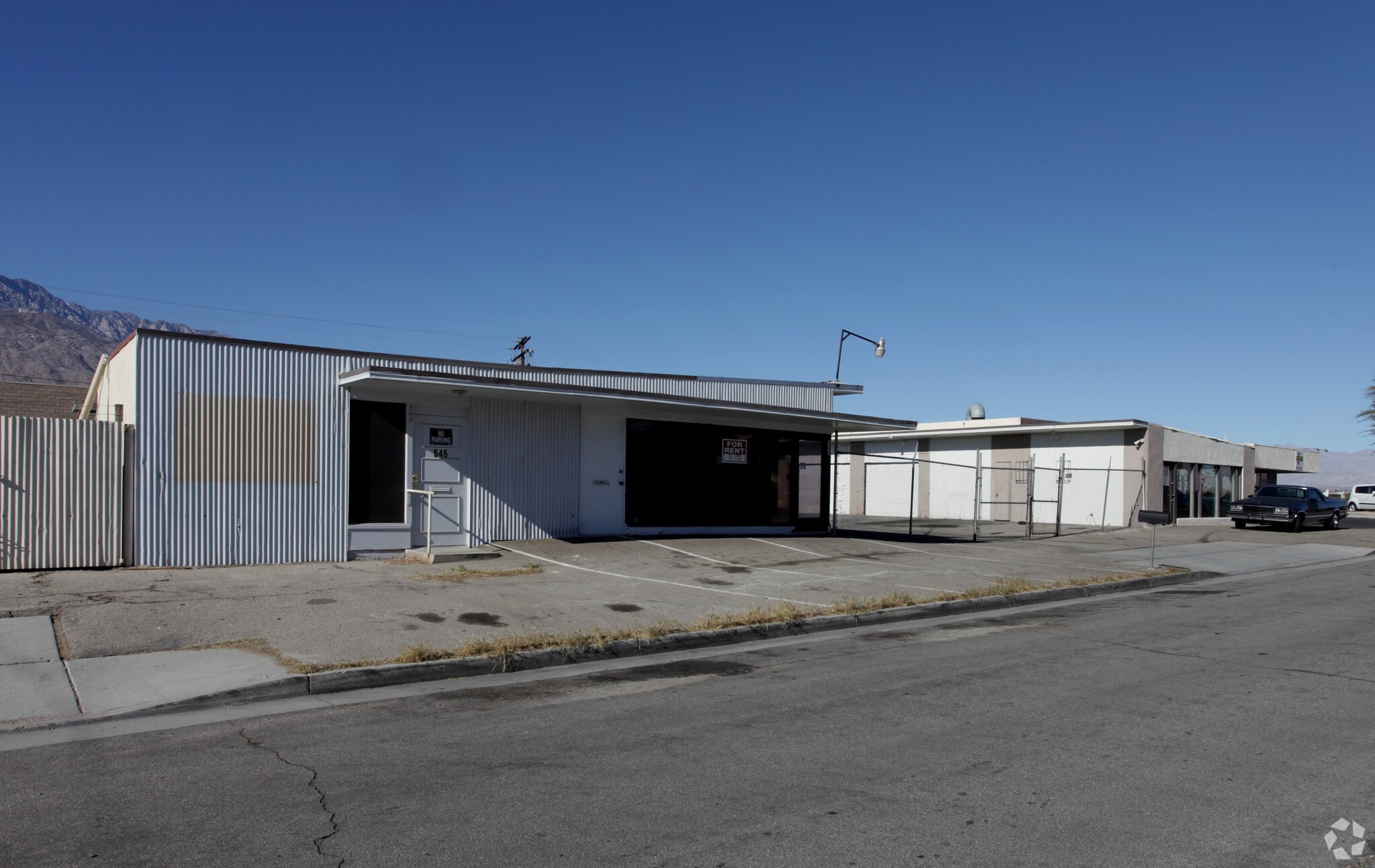 525-535 S Oleander Rd, Palm Springs, CA for lease Primary Photo- Image 1 of 4