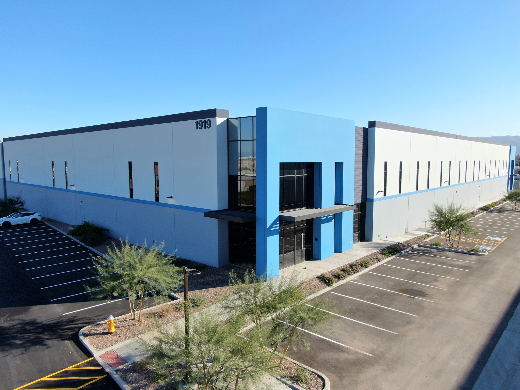 1900 Encinas ln, Phoenix, AZ for lease Building Photo- Image 1 of 17