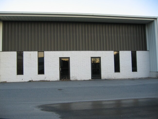 More details for 237 River Rd, Uxbridge, MA - Industrial for Lease