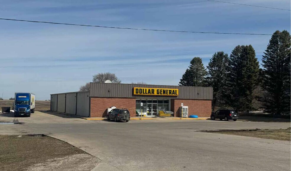 410 E High St, Rockwell City, IA à vendre - Photo du bâtiment - Image 2 de 3