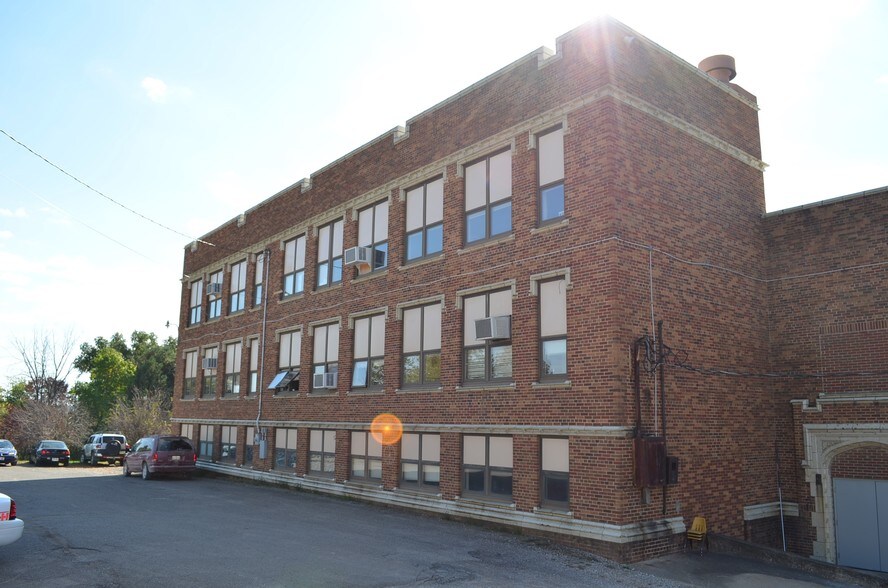 5196 Washington Rd, Albany, OH à louer - Photo du bâtiment - Image 3 de 8