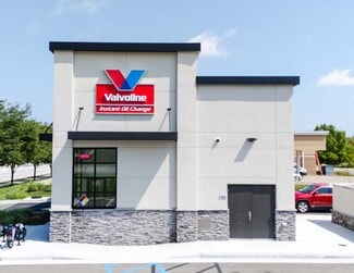 Plus de détails pour 241 N Cedar St, Belton, MO - Commerce de détail à vendre
