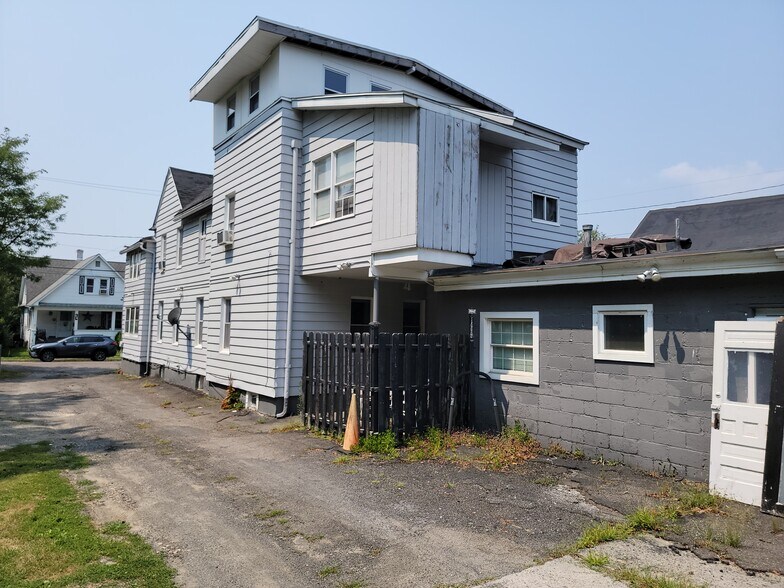 65 Homer St, Binghamton, NY à vendre - Photo du bâtiment - Image 2 de 10