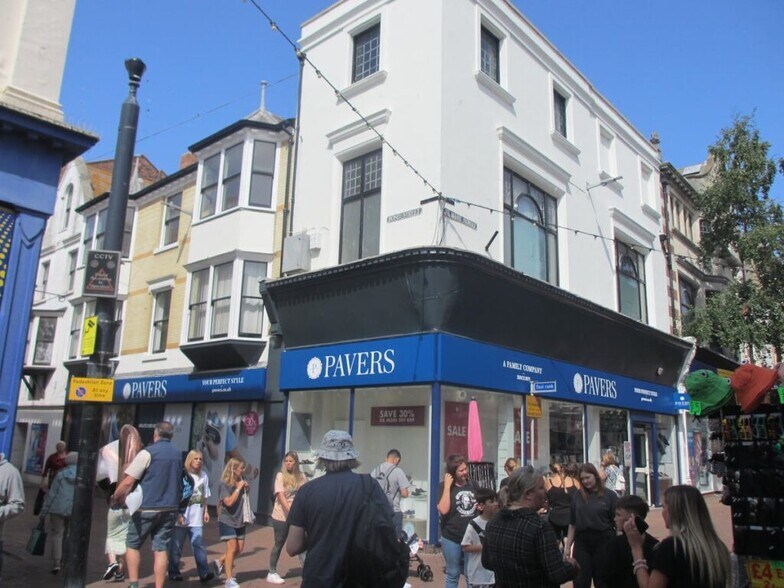 87-90 St. Mary St, Weymouth à vendre - Photo du bâtiment - Image 2 de 5