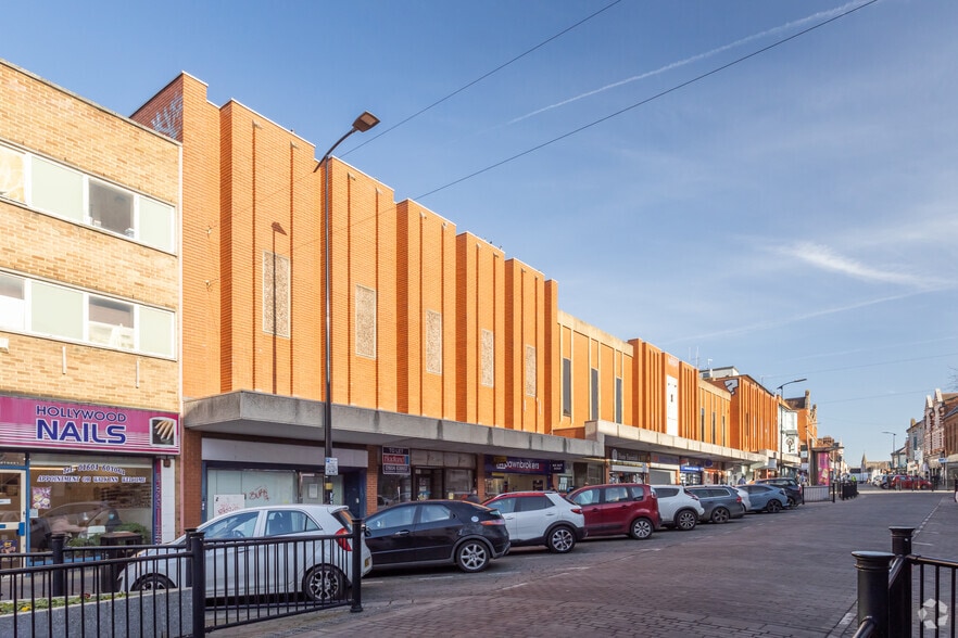 71-77 Abington St, Northampton for lease - Building Photo - Image 2 of 6