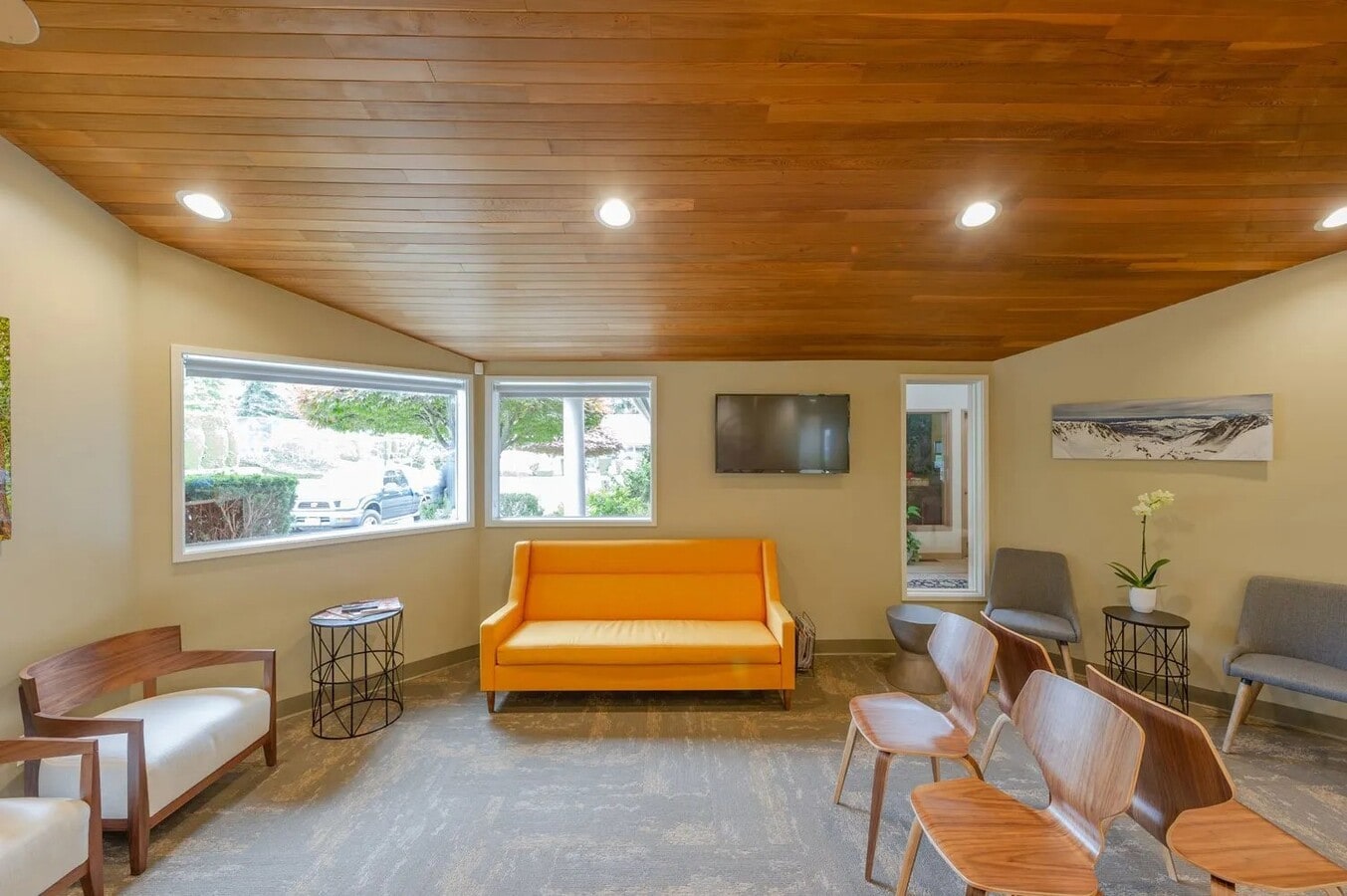 1346 8th St NE, Auburn, WA 98002 - Unit 100 - - Interior Photo - Image 2 of 14