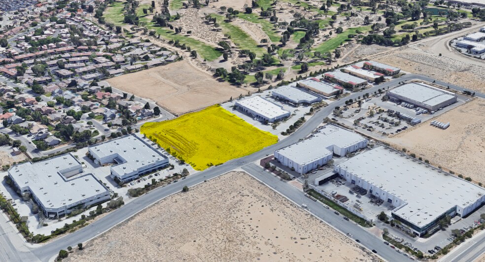 200 Grand Cypress Ave, Palmdale, CA à louer - Photo du bâtiment - Image 2 de 9