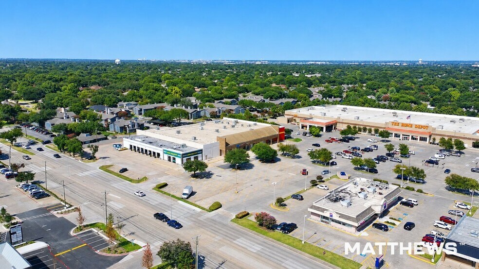 1937 W Parker Rd, Plano, TX à louer - Photo du bâtiment - Image 2 de 5