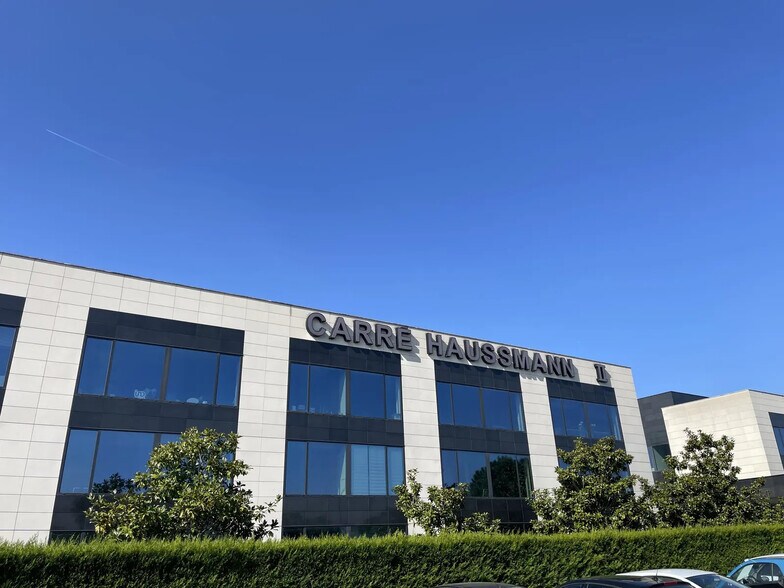 Bureau dans Lieusaint à louer - Photo du bâtiment - Image 2 de 6