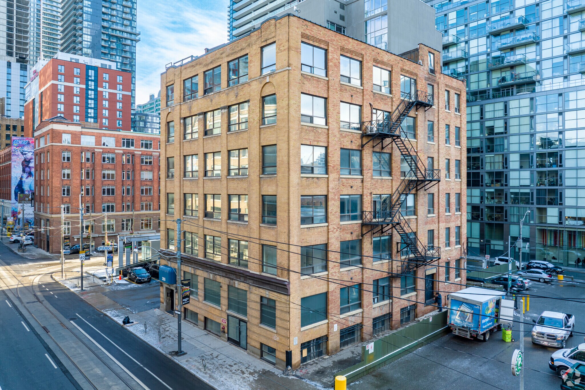 355 Adelaide St W, Toronto, ON for sale Primary Photo- Image 1 of 1
