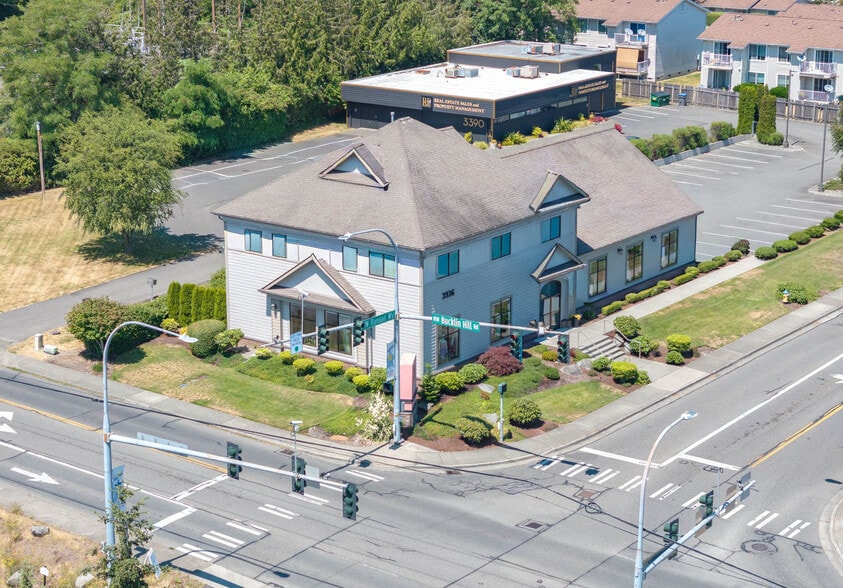 3936 NW Randall Way, Silverdale, WA à vendre - Photo du bâtiment - Image 2 de 8