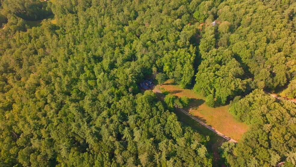 122 Highlands View Rd, Highlands, NC à vendre - Vidéo sur l’inscription commerciale - Image 2 de 61