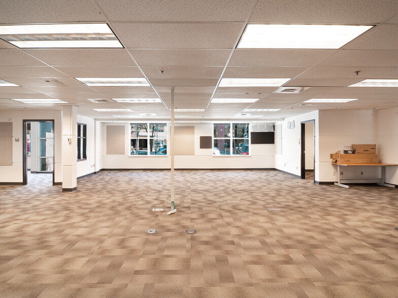 1331 Commercial St, Bellingham, WA for sale - Building Photo - Image 2 of 2