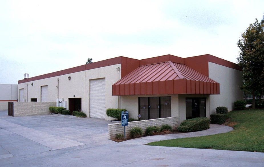 1501 7th St, Riverside, CA à louer - Photo du bâtiment - Image 2 de 4