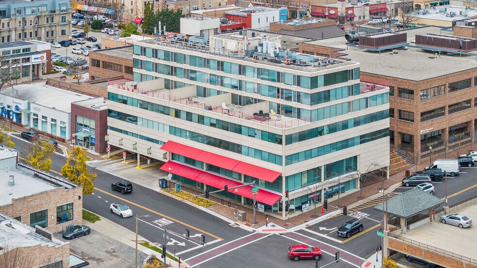 1770 First St, Highland Park, IL à louer - Photo du bâtiment - Image 1 de 10