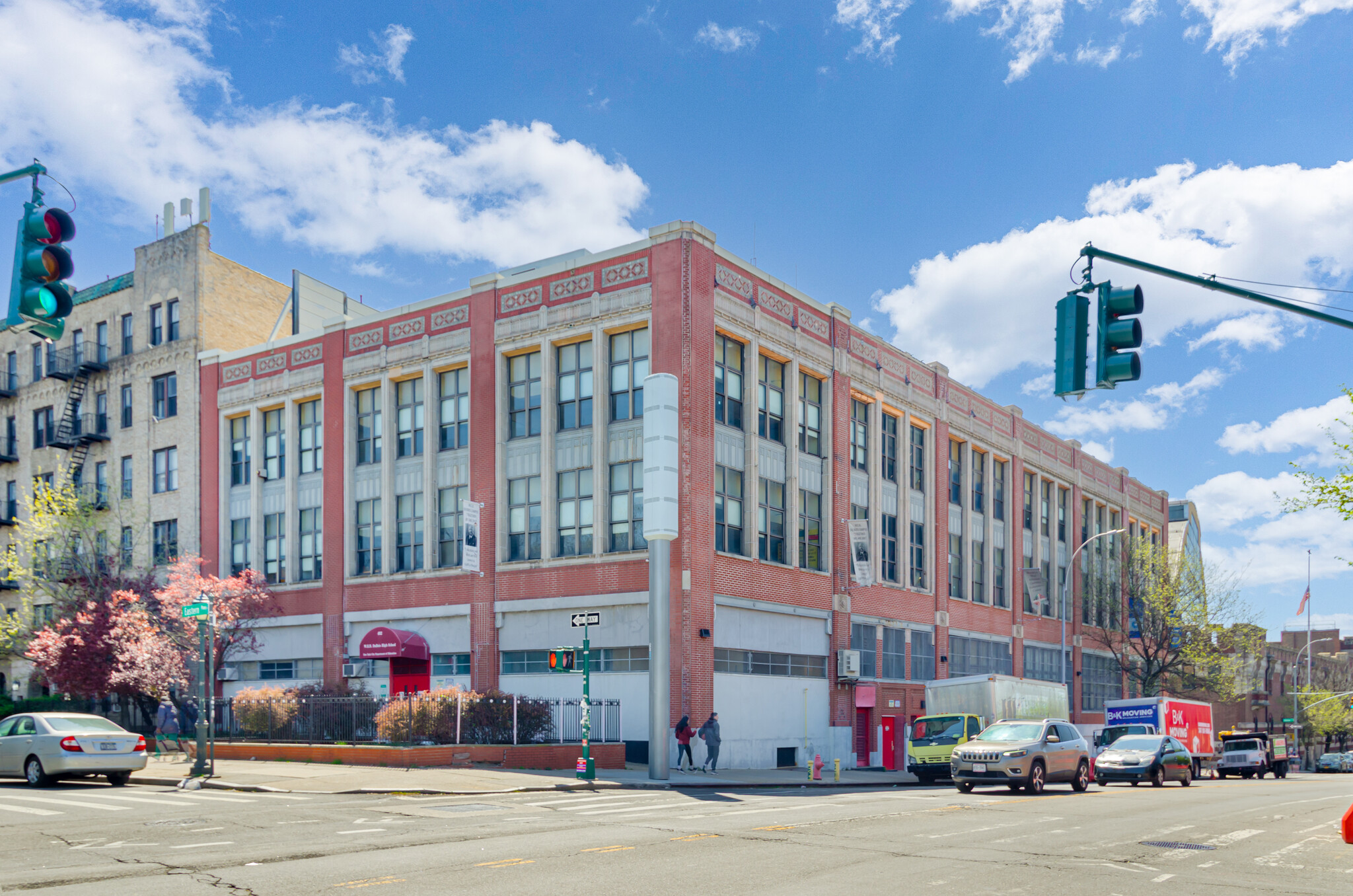 402 Eastern Pky, Brooklyn, NY for sale Primary Photo- Image 1 of 6