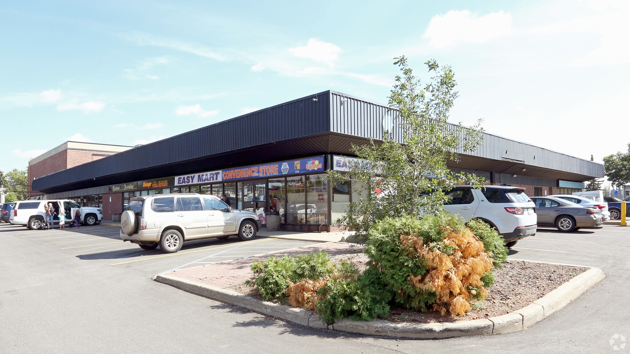 5639-5667 Riverbend Rd, Edmonton, AB for lease Primary Photo- Image 1 of 5