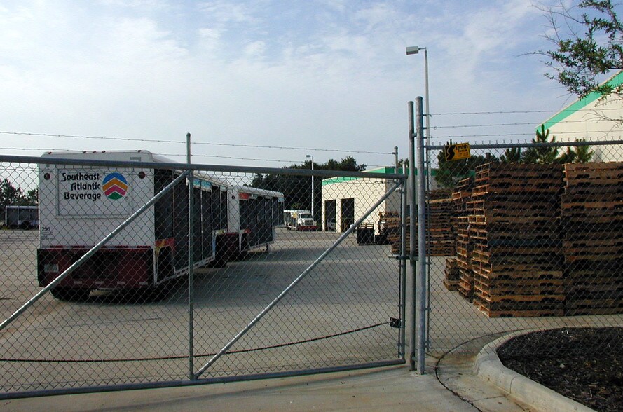 5206 W Eagle Trail Dr, Tampa, FL à louer - Photo du bâtiment - Image 3 de 7