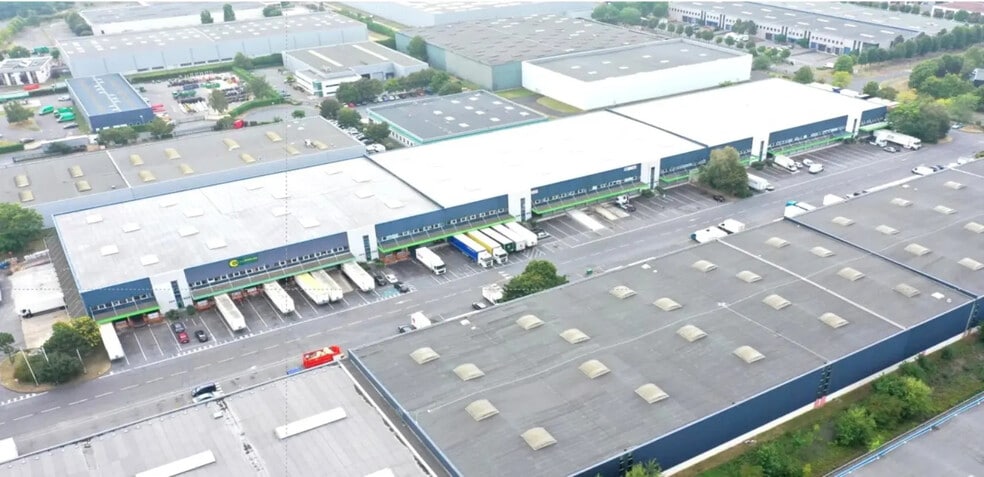 Office in Herblay-sur-Seine for lease - Aerial - Image 2 of 5