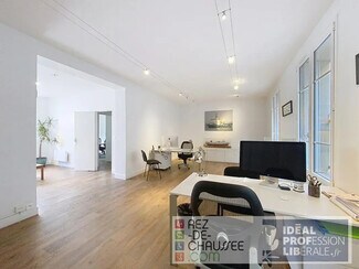 Plus de détails pour Bureau à vendre