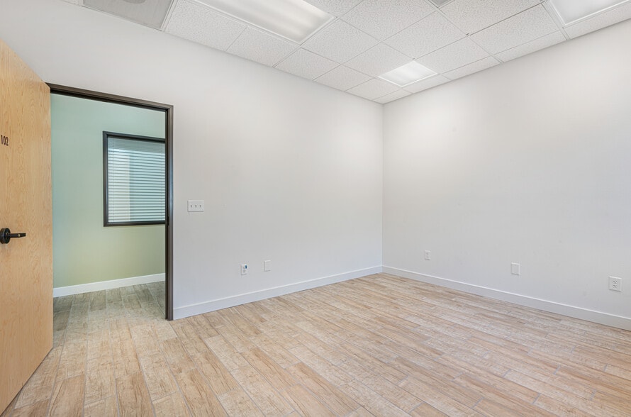 4867 Old Redwood Hwy, Santa Rosa, CA à louer - Autre - Image 3 de 21