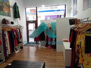 Retail in Cáceres, Cáceres for lease Interior Photo- Image 1 of 3